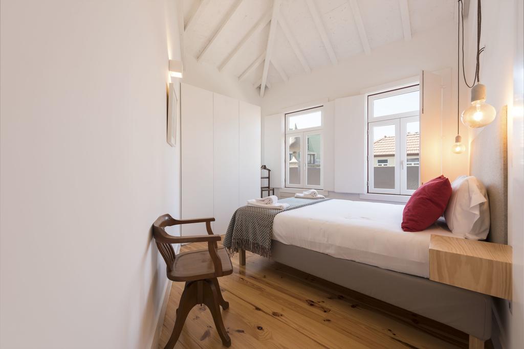 Lovelystay - Top Floor Balcony Apartment Porto Exterior foto